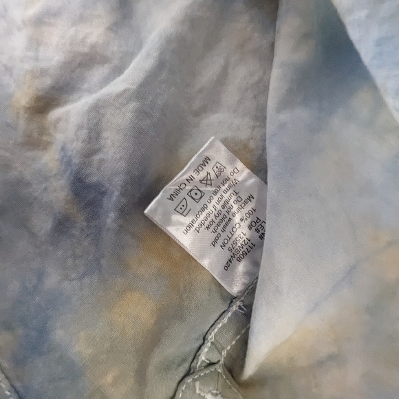 Junk Food Clothing Crop Top Women Size Small Blue Yellow Tie Dye Button-Up Cropp - Picture 6 of 7